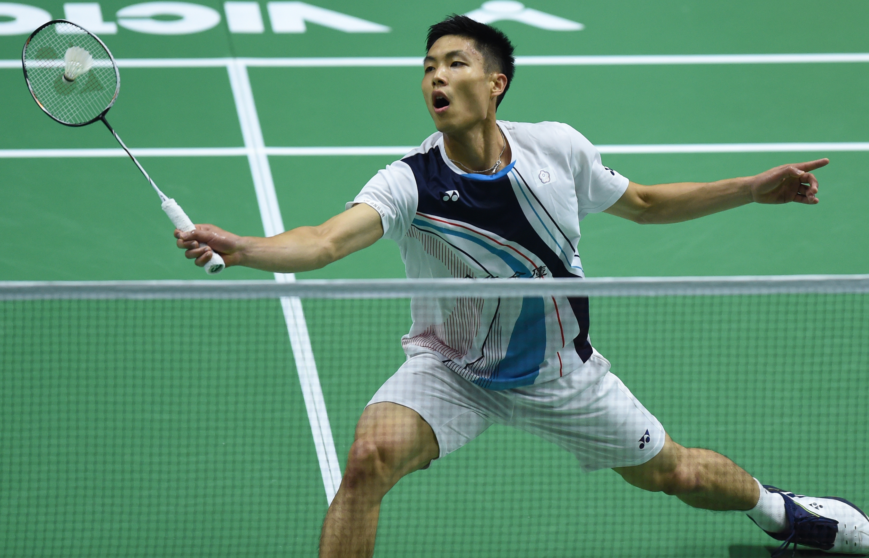 美国队凭借 美国队凭借